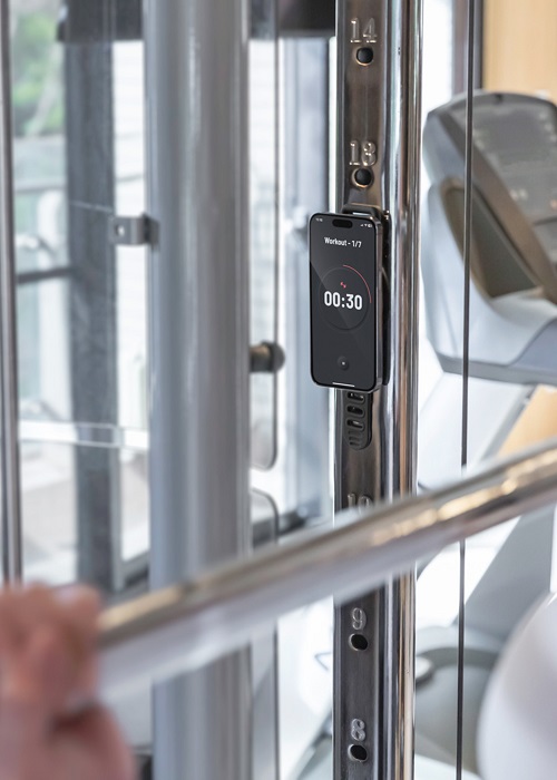 Magnetic Fitness Phone Mount