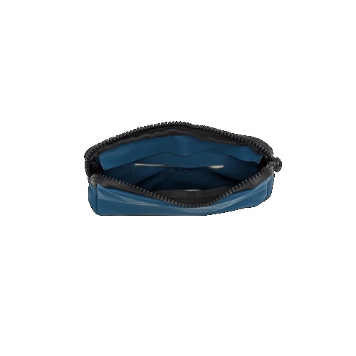 Essentials Case Premium